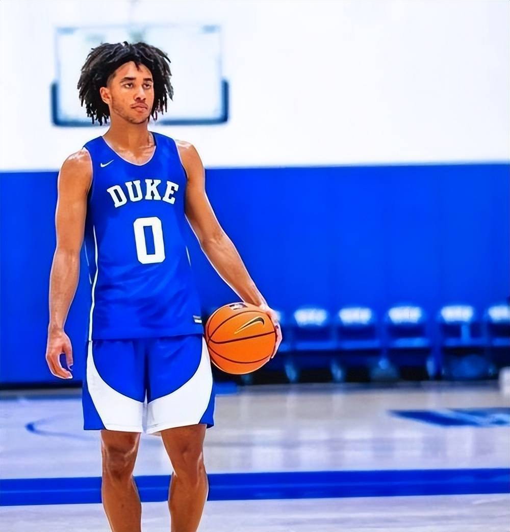 清晨费城76人调整名单以备全明星赛,官宣签约环节打磨,媒体盛赞,年轻球员得到机会的简单介绍 清晨费城76人调整名单以备全明星赛,官宣签约环节打磨,媒体盛赞,年轻球员得到机会的简单介绍