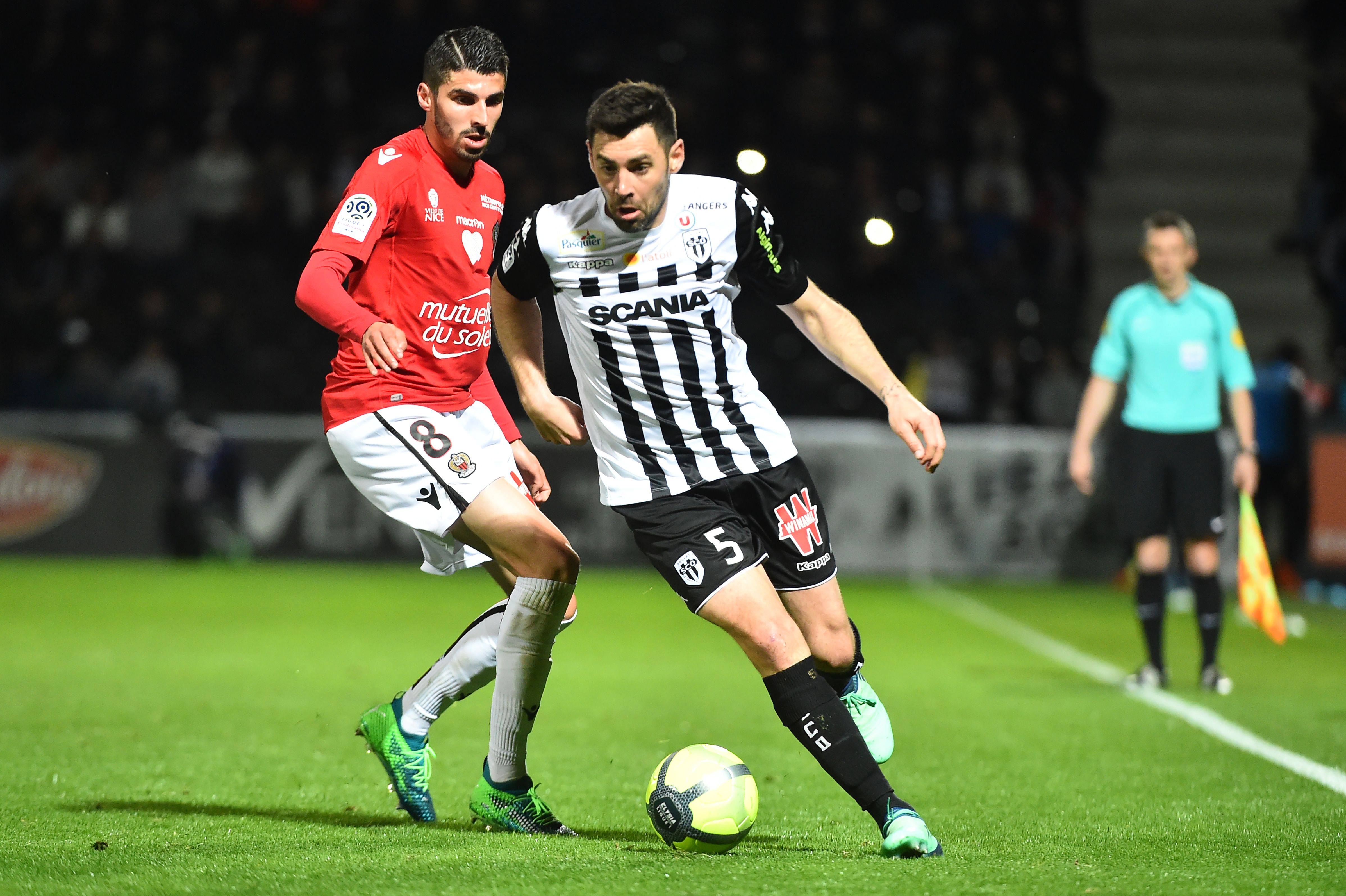 金年会入口-赛前里昂备战法甲，手感冰凉细节曝光，球迷炸锅，心理建设被强调的简单介绍